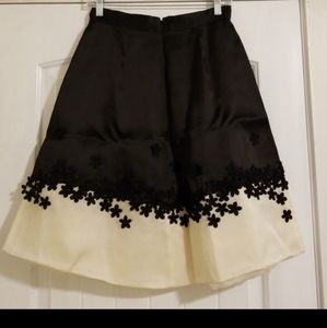 KATE SPADE ♠️Size 8 Skirt